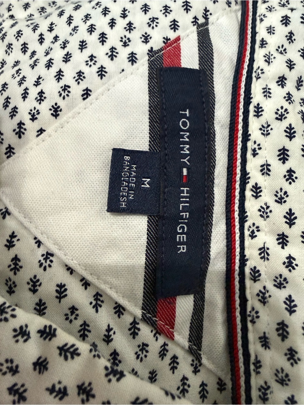 Tommy Hilfiger White Shirt with Black Micro Dot Print - Picture 4 of 5